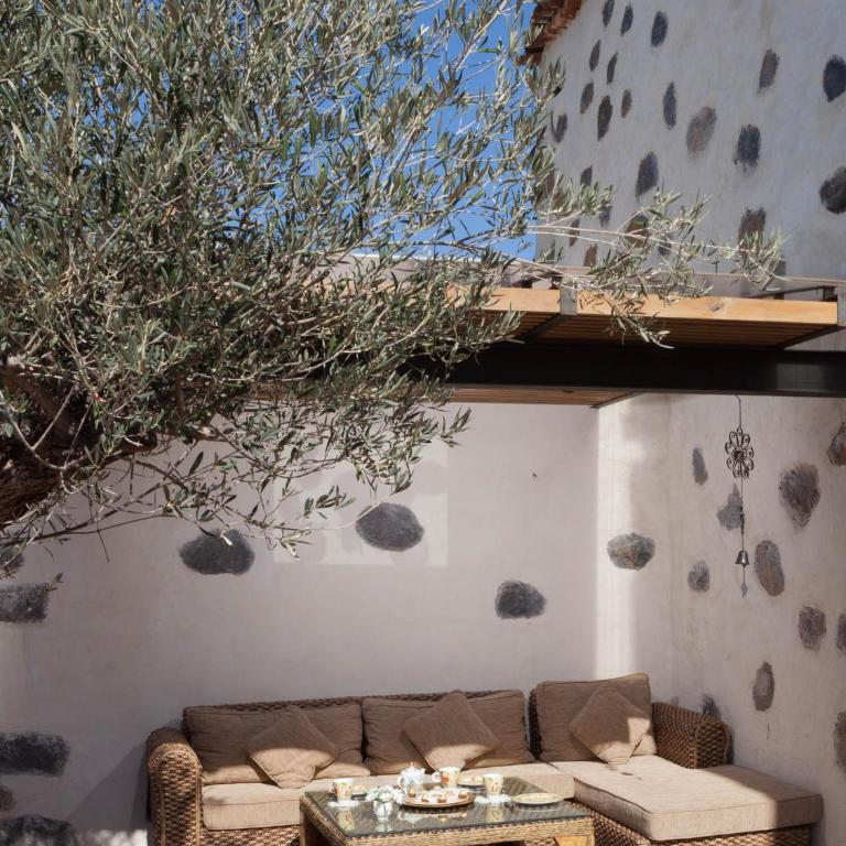 Historic Canarian House, Private Heated Infinity Pool, BBQ, WIFI + Panoramic Ocean Views - Villa - 8