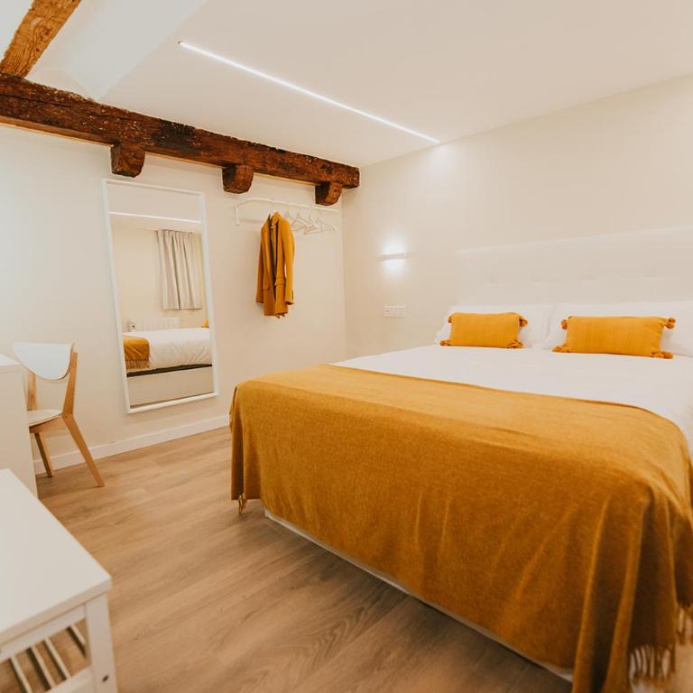 Apartamentos BURGOSUITES - Apartamento - 2
