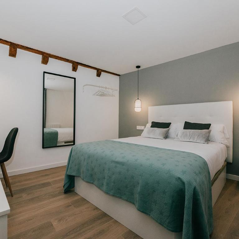 Apartamentos BURGOSUITES - Apartamento - 2