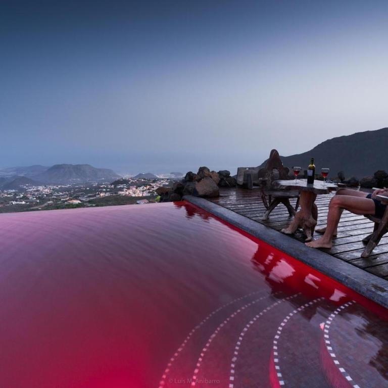 Historic Canarian House, Private Heated Infinity Pool, BBQ, WIFI + Panoramic Ocean Views - Villa - 25