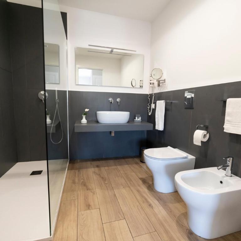 B&B Ruggero Settimo - Room & Suite - Camera Quadrupla Deluxe - 4