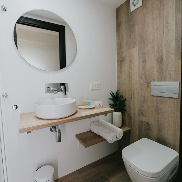 Apartamentos BURGOSUITES - Apartamento - 4