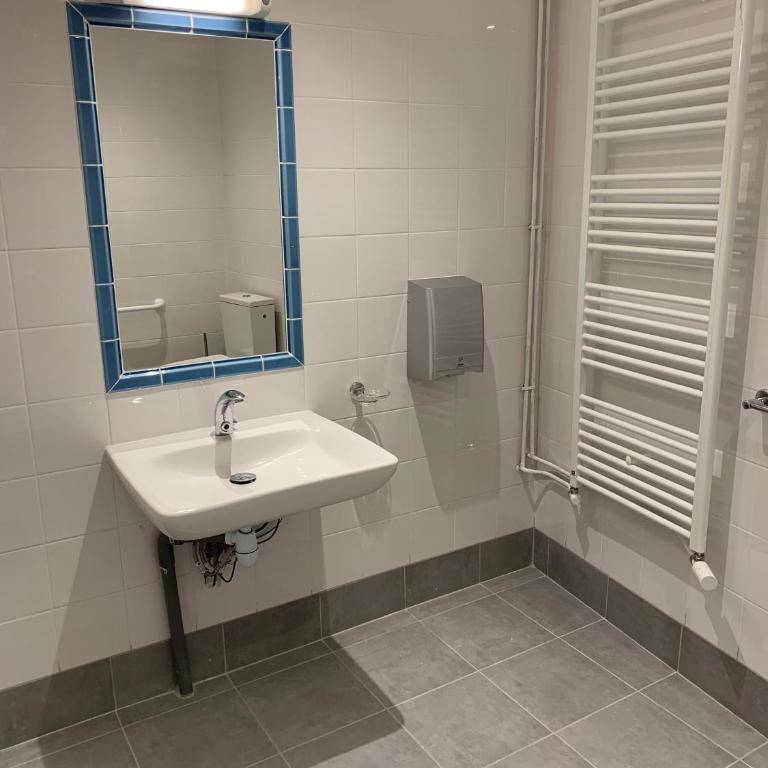 Hôtel Eiffel XV - Chambre Double - Accessible aux Personnes à Mobilité Réduite - 3