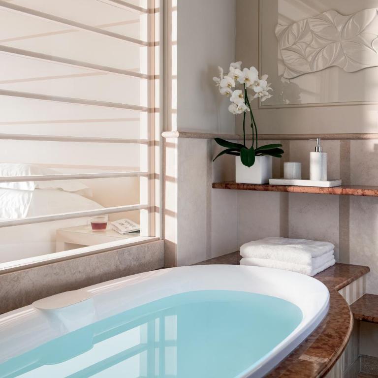 Lefay Resort & Spa Lago Di Garda - Junior Suite con Vista Lago e Terrazza - 4