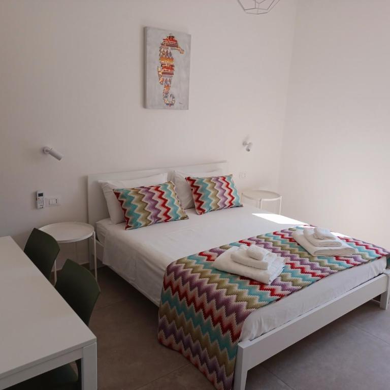 House Salento Central Rooms - Camera Familiare con Bagno Privato - 8
