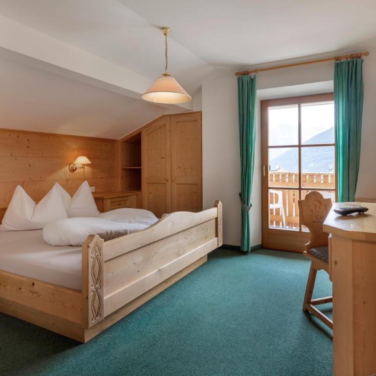 Garni Ziernheld - Double Room with Balcony - 1