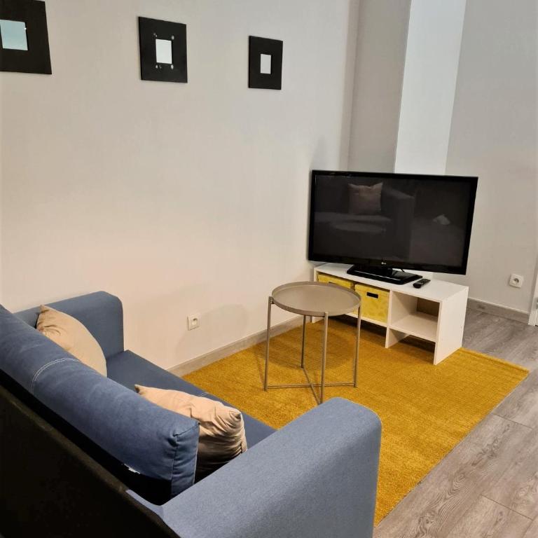 Grand Studio Lyon Villeurbanne Proche Metro - Wifi - One-Bedroom Apartment - 3