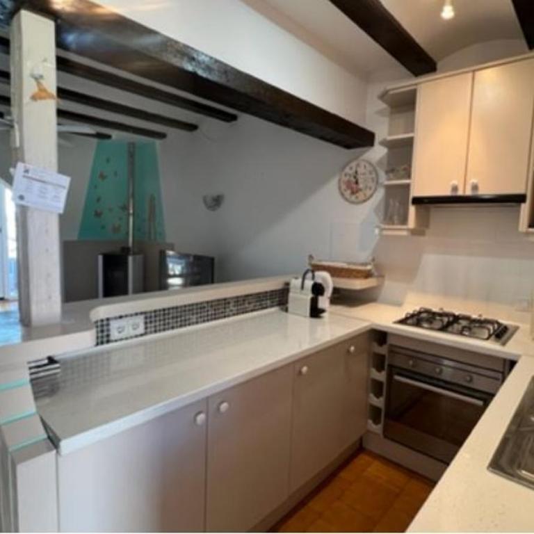 Casa Lala - Three-Bedroom House - 5