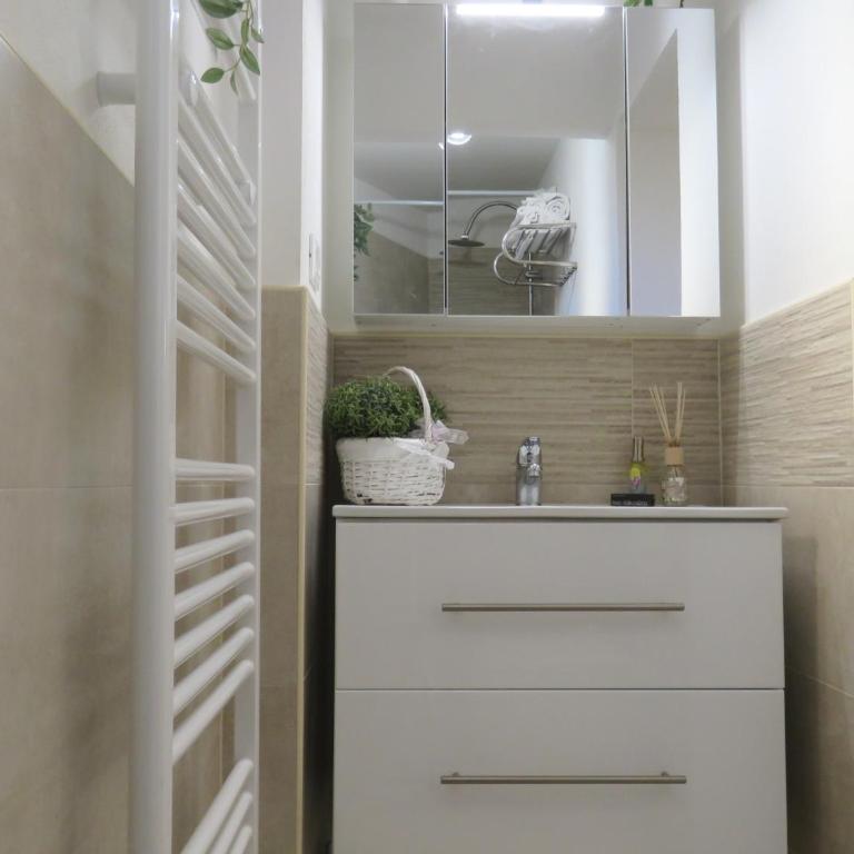 Seta Apartment - One-Bedroom Apartment - 12