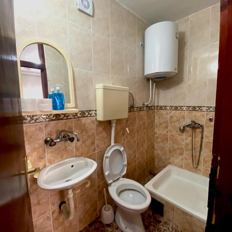 Hotel Kleopatra - Standardni Apartman sa Pogledom na Bazen - 3