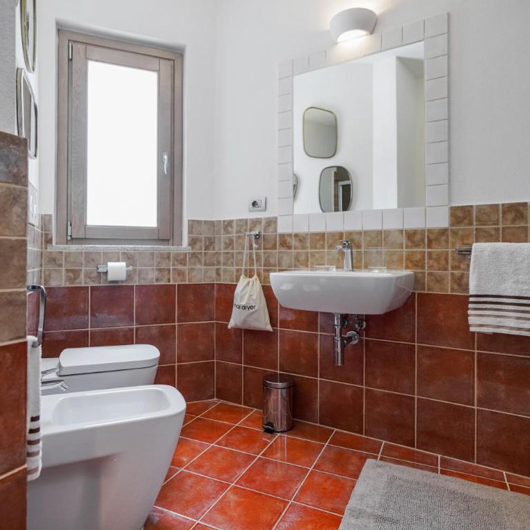 LA MADDALENA Lux House - Sea & Sunset view - Two-Bedroom House - 17