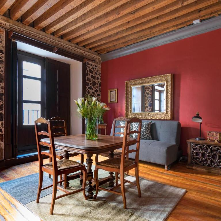 Historic Suite w balconies to Cathedral & Rooftop CASA SAUTO 5 - Apartamento de 1 dormitorio - 3