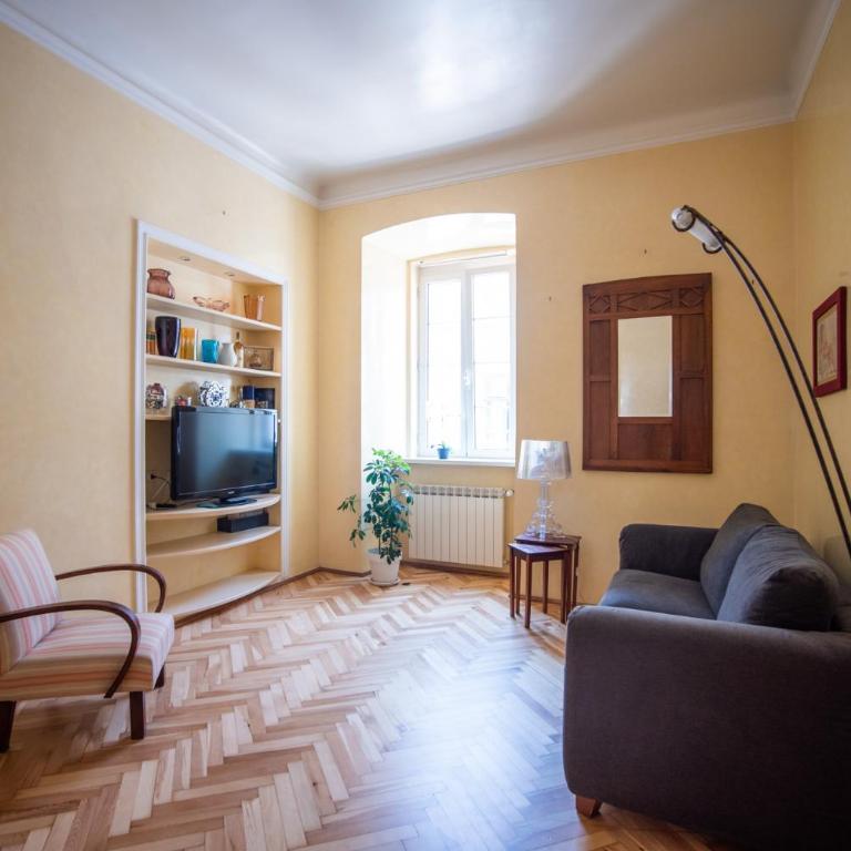 Art & History - NEW - Modern Classic Apartment - Two-Bedroom Apartment - 11