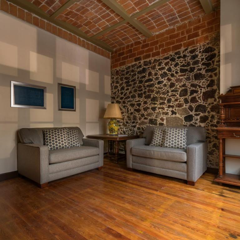 CASA SAUTO 2 suites in Downtown - Three-Bedroom Suite - 1