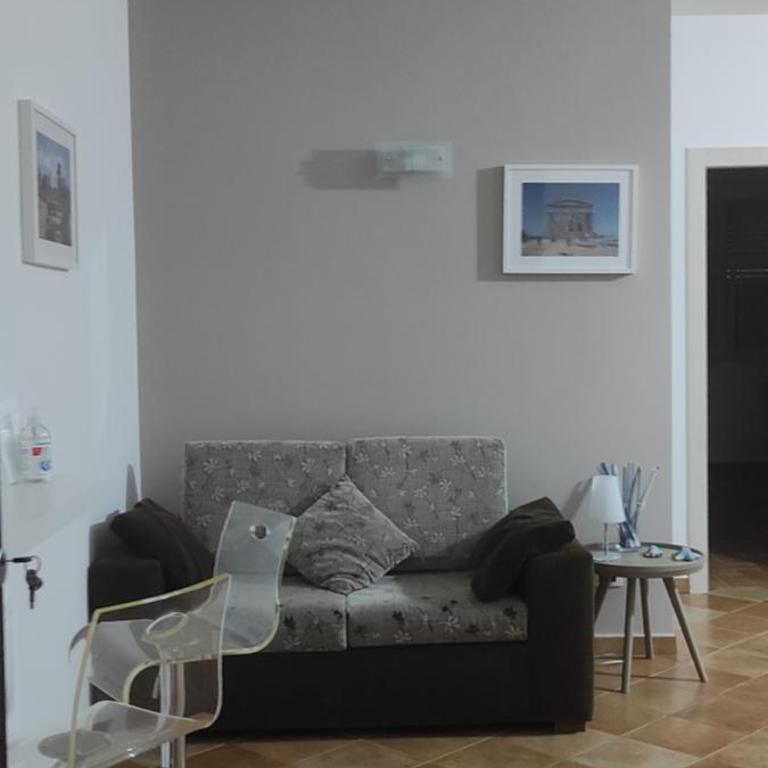 Villa Emilia - Appartamento con 2 Camere da Letto - 12