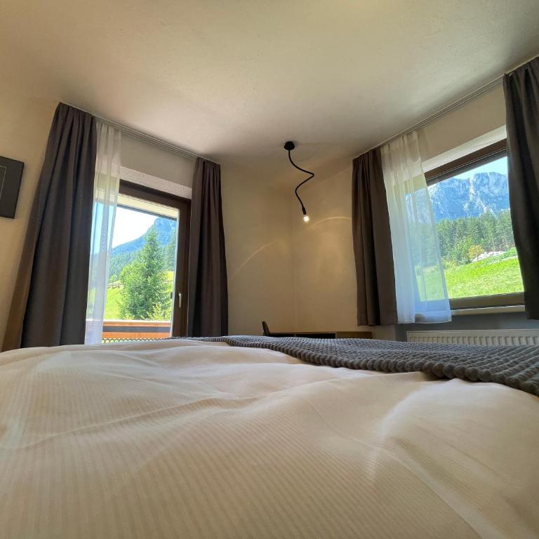 Guesthouse Rungg - Camera Familiare con Balcone - 7