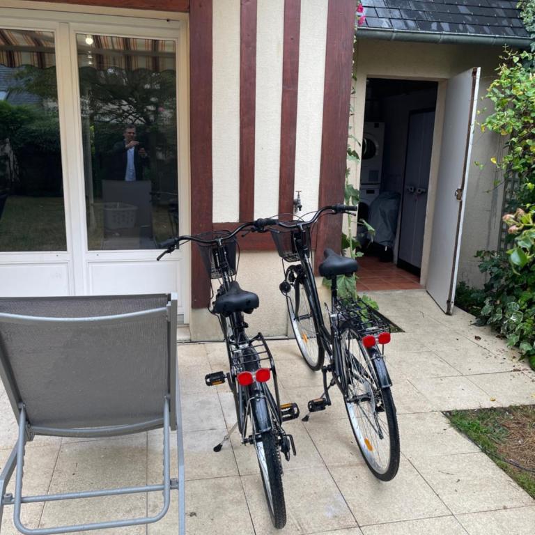 Maison vélo piscine tennis - Two-Bedroom House - 20