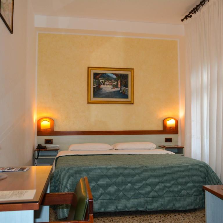 Hotel Condor - Double or Twin Room - 4