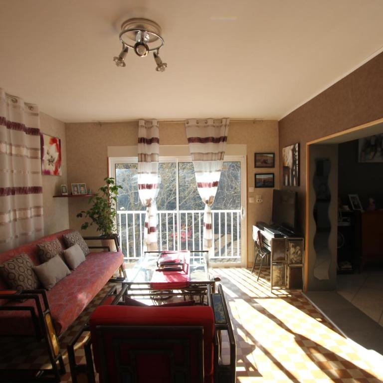 Maison au bord de l'eau avec Jacuzzi - Maison 2 Chambres - 11
