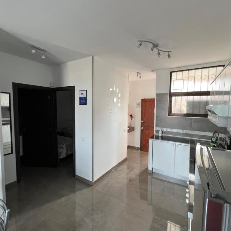 Coconoa Beach - Two-Bedroom Apartment - 6