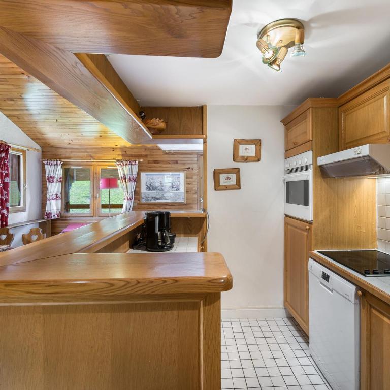Duplex à Courchevel 1850: Proche centre et pistes, 6 pers., Parking - FR-1-564-12 - Apartment (6 Adults) - 2