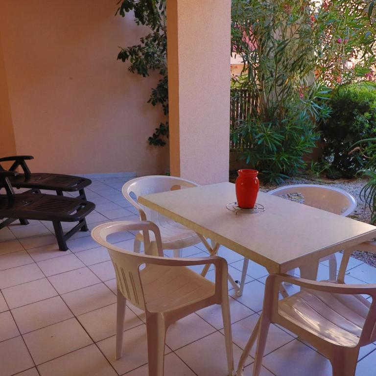 Spacieux rez-de-jardin à Sète pour 6 personnes avec terrasse - FR-1-472A-171 - Apartment (6 Adults) - 1
