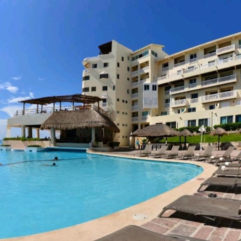 Cancun Plaza Condo Ocean front - One-Bedroom Apartment - 37