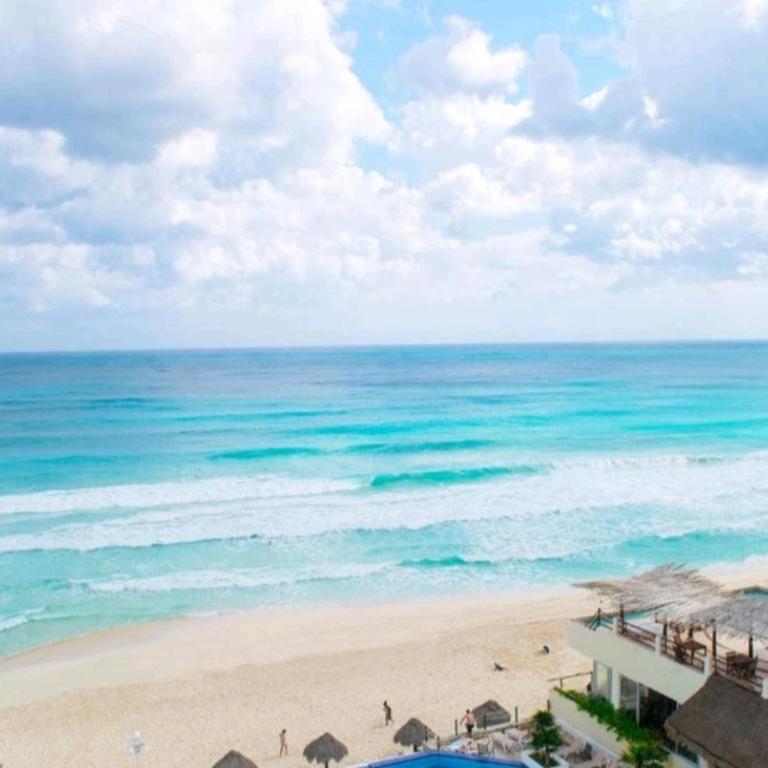 Cancun Plaza Condo Ocean front - One-Bedroom Apartment - 33