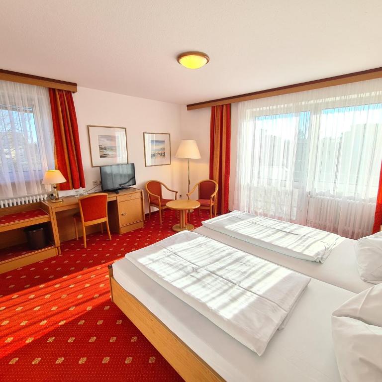 Thermenhotel Tannenhof - Ihr Wohlfühl-Hotel - Comfort Double Room with Shower - 6