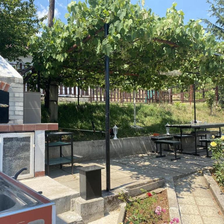 Villa Rose - Three-Bedroom House - 7