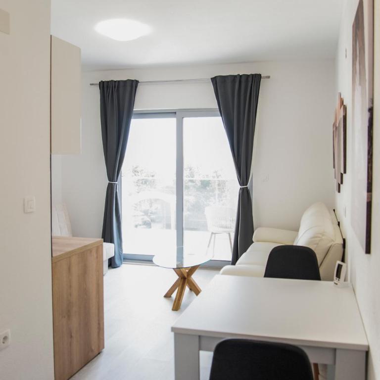 SOKO APARTMENTS Huoneistohotelli SOKO - One-Bedroom Apartment - 2