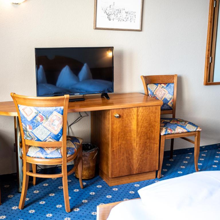 PanoramaHotel Penegal - Deluxe Doppelzimmer mit Balkon - 5