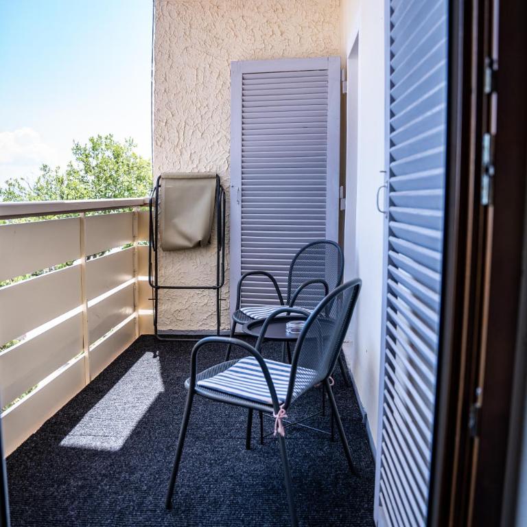 PanoramaHotel Penegal - Deluxe Doppelzimmer mit Zustellbett - 6