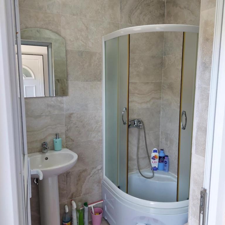 Darija - One-Bedroom Apartment - 13