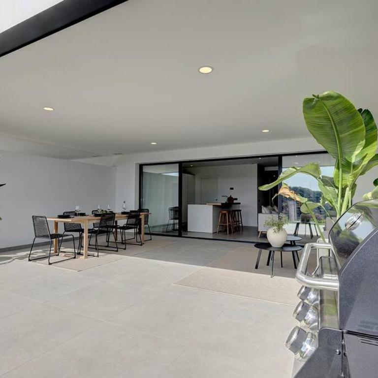 Brand New, Elegant Ground Floor Two Bed Apartment - Apartamento de 2 dormitorios - 30