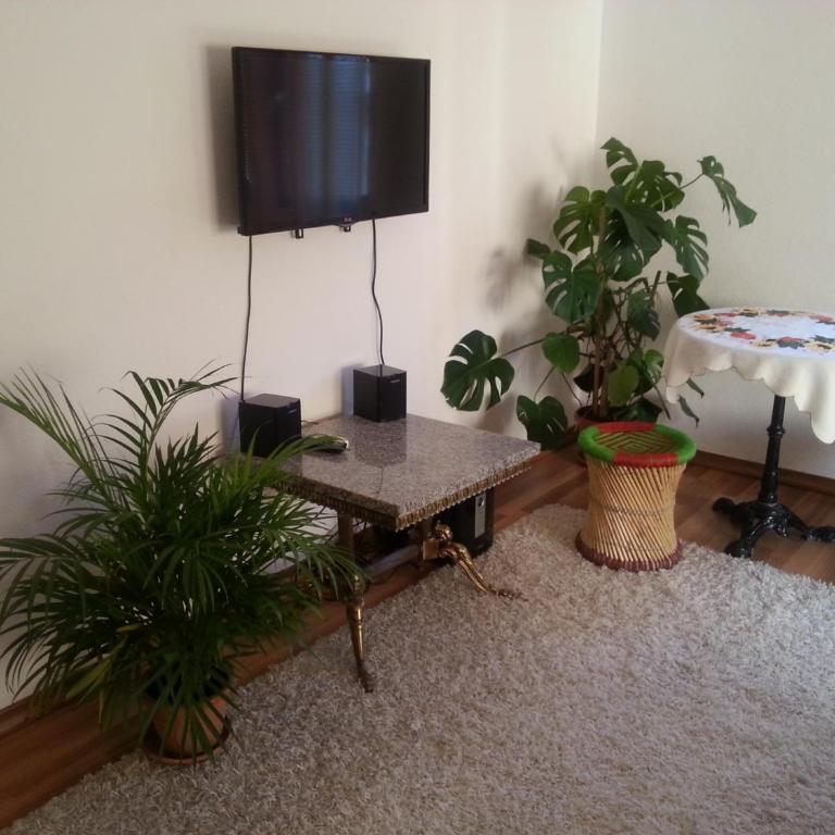 Guest House Goa Mostar - Triple Room with Shared Bathroom - 11