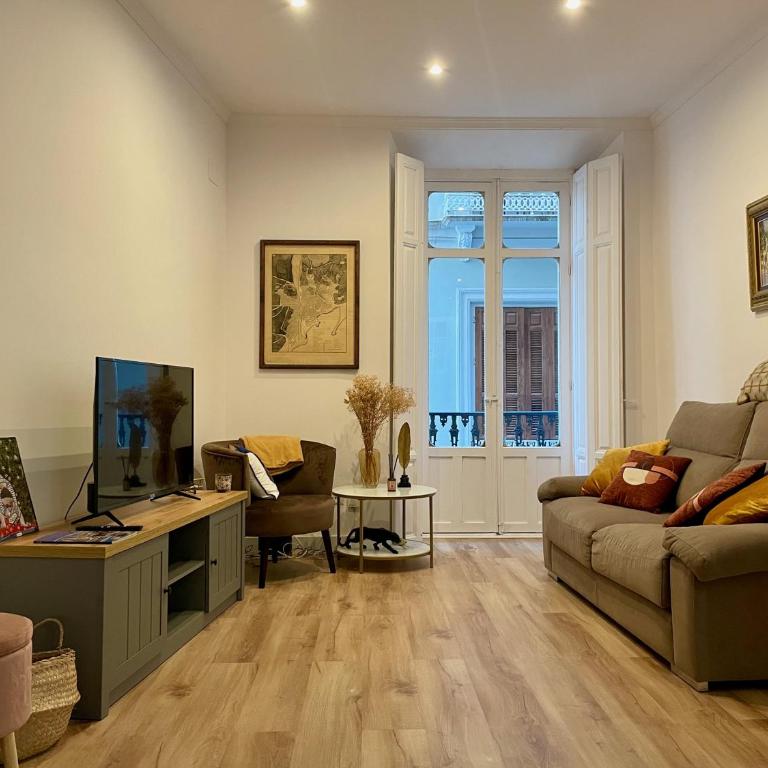 Authentic Apartment in Málaga Historical Center - Apartamento de 1 dormitorio - 1