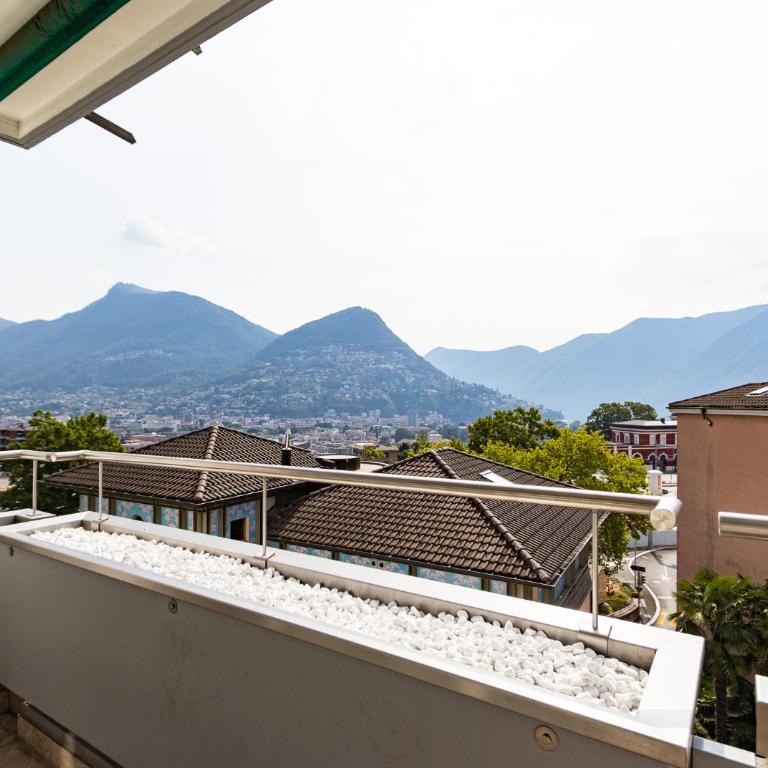 Belvedere Apartment Walking Distance from Train Station - Appartamento con 1 Camera da Letto - 36