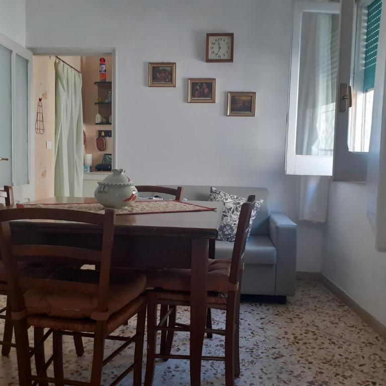 A Due Passi Dal Centro - Casa con 2 Camere da Letto - 11