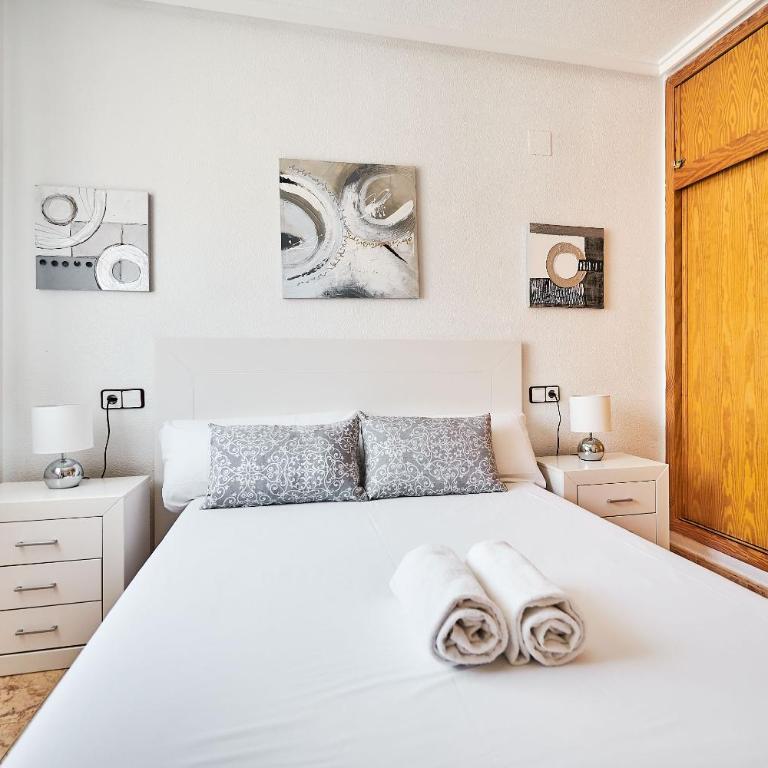 Espanhouse David 2 bedroom apartment Torrevieja with pool - Two-Bedroom Apartment - 10