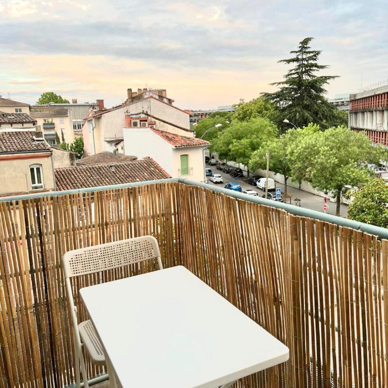 Studio lumineux 25m2 , 2min métro Compans, Wifi Fibre et entrée autonome - Apartment mit 1 Schlafzimmer - 10