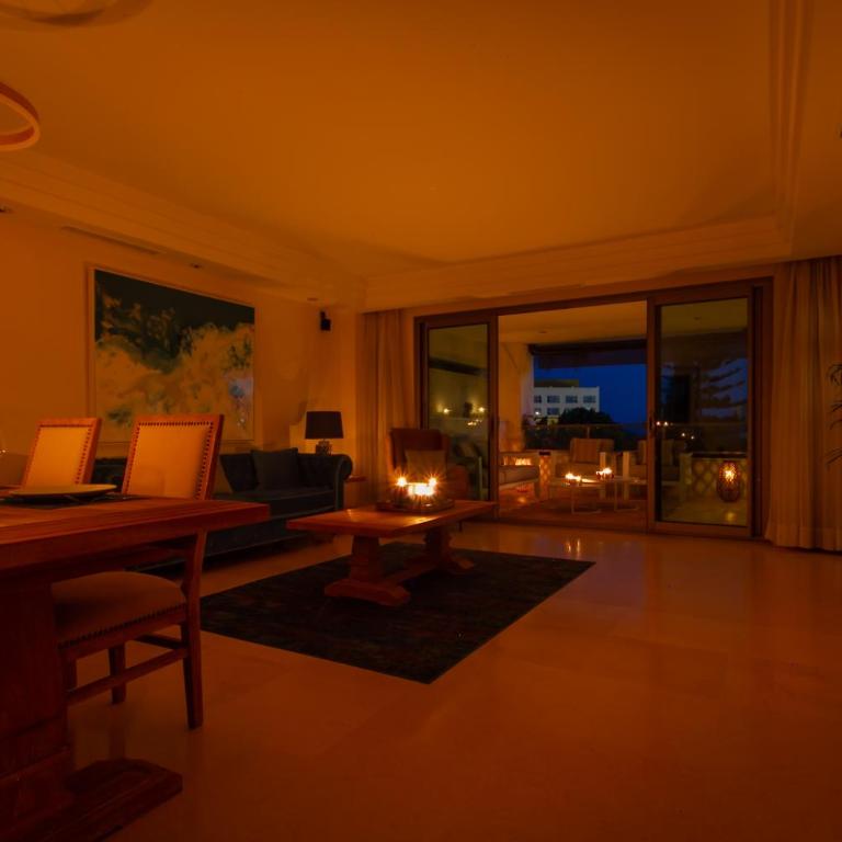 MARBELLA BANUS SUITES - Golden Mile Jardines del Príncipe Suite Apartment - Deluxe Apartment - 10