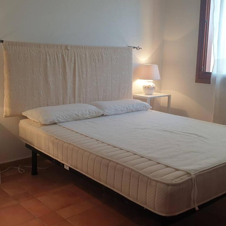 Capo Figari 15, Appartamento spazioso nel centro di Golfo Aranci con terrazza, Wi-Fi, parcheggio gratuito - Appartamento con 2 Camere da Letto - 6