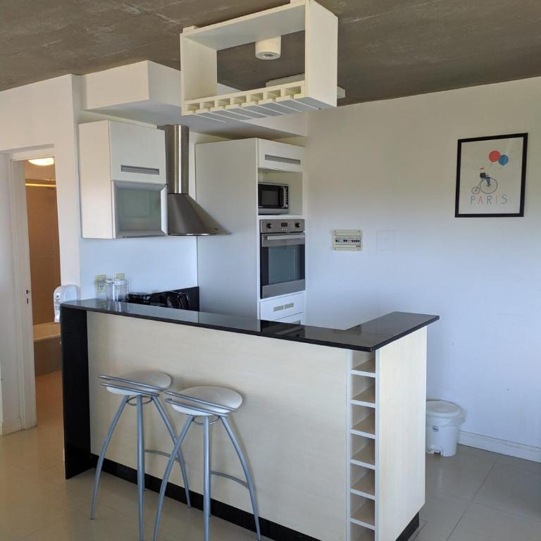 Linda Bay 202 - Estudio - 4