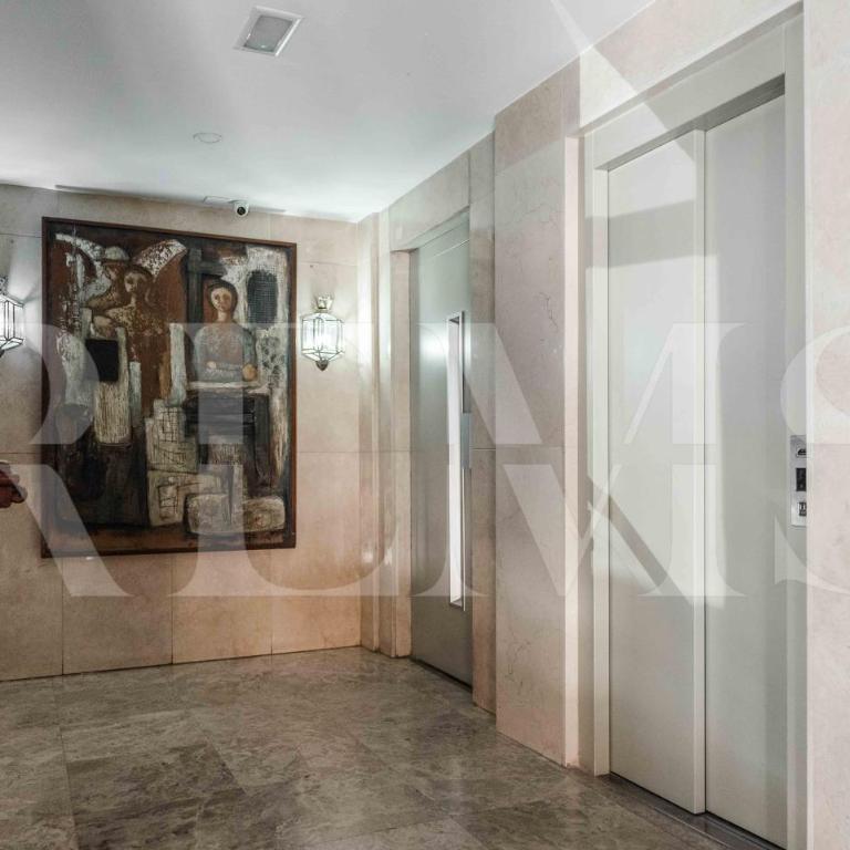 Spacious Soho Apartment with Parking REMS - Apartamento con balcón - 48