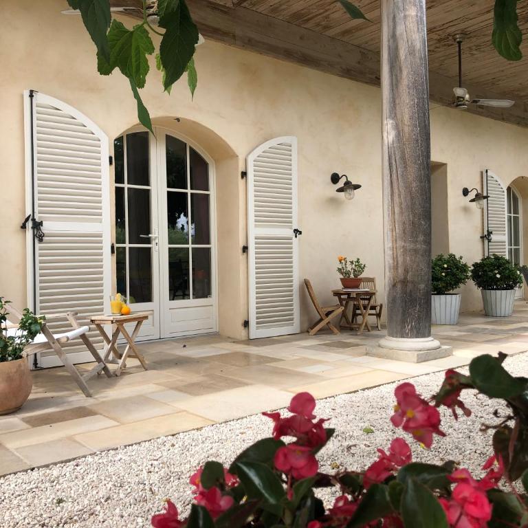 Le Clos des Sept Palmiers - Chambre double supérieure au rez-de-chaussée - 11