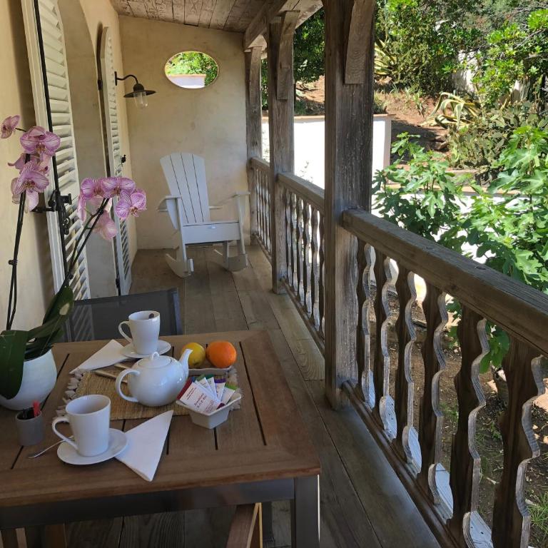 Le Clos des Sept Palmiers - Chambre Double Deluxe avec Terrasse- Vue latérale Mer - 5