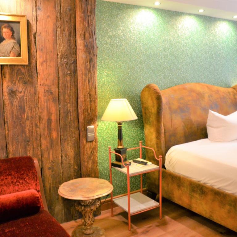 Ringhotel Alpenhof - Patchworkhotel - Doppelzimmer im bayrischen Landhausstil - 5