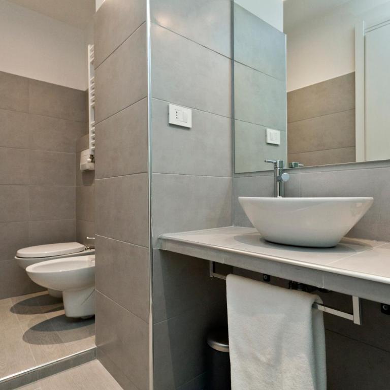 Aeterna Rooms Collection GuestHouse - Camera Matrimoniale Standard - 3