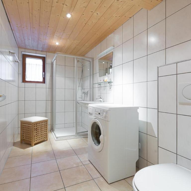 Ferienhaus Engstler - Ferienhaus mit Dusche - 10